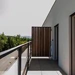 Besen Bešeňová