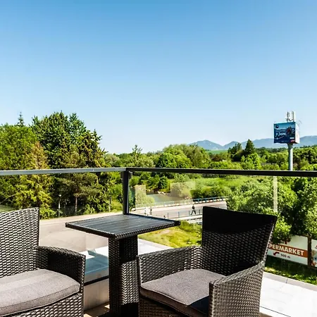 Besen Апартаменты Бешенёва