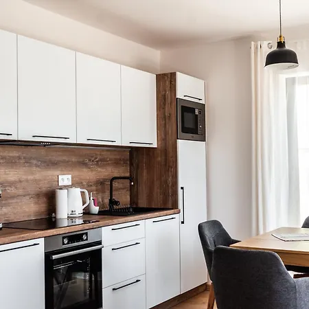 Besen شقة Bešeňová