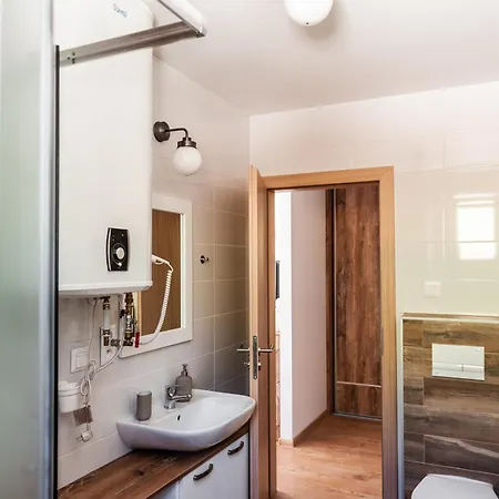 Besen Apartment Bešeňová